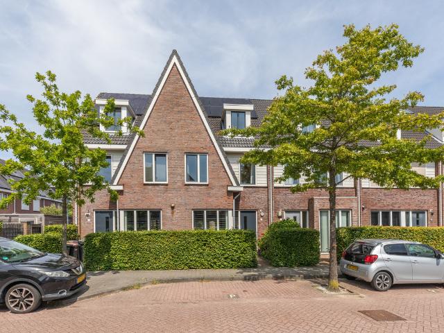 Eengezinswoning te koop in Uitgeest, Assum