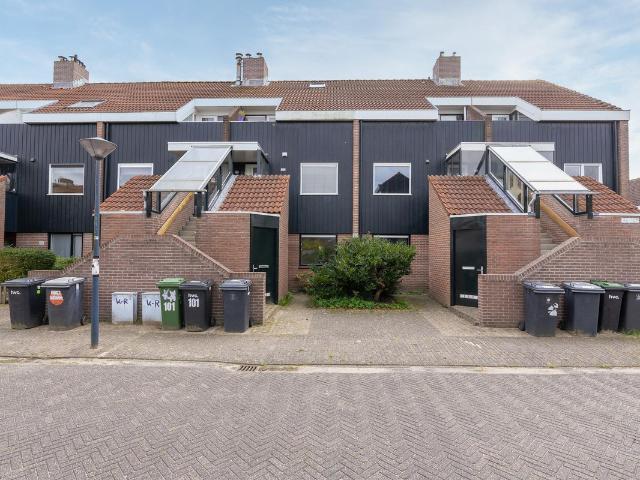 Benedenwoning te koop in Hoorn