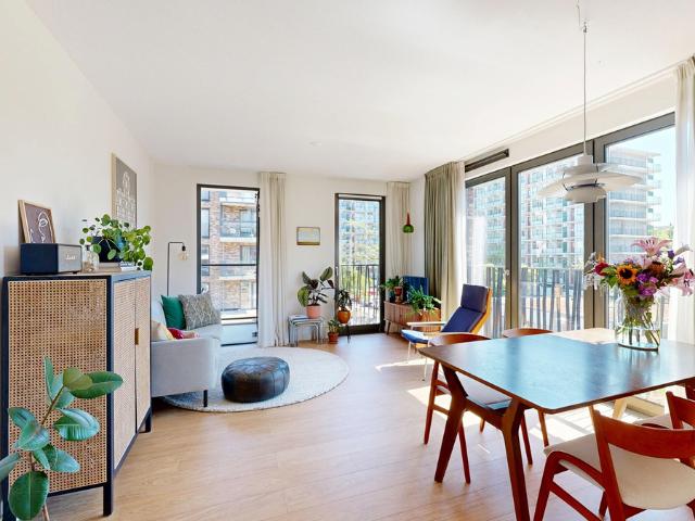 Bovenwoning te koop in Amsterdam, Noord