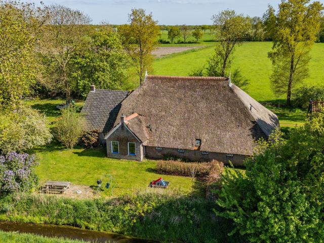Woonboerderij te koop in Ijsselham