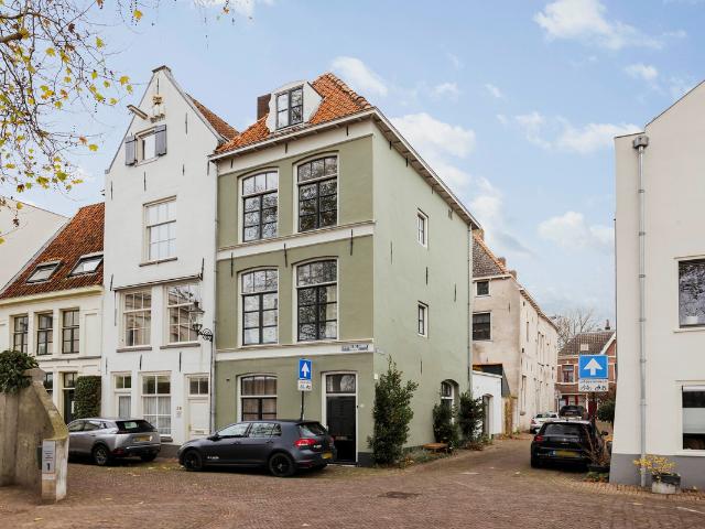 Dubbele Bovenwoning te koop in Binnenstad, Deventer