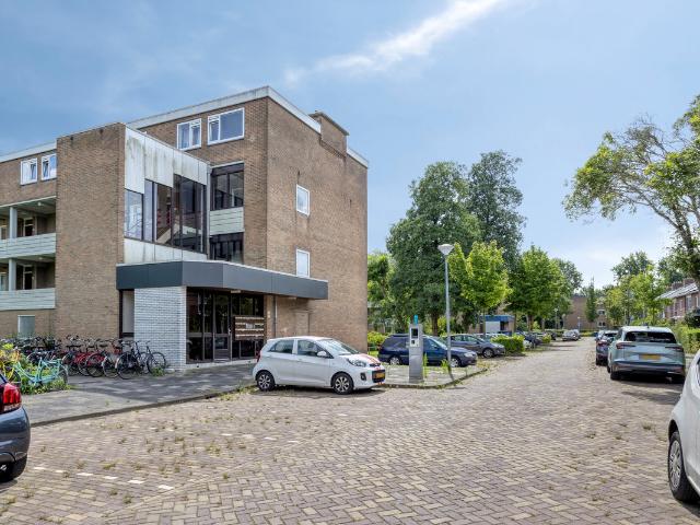 Dubbele Bovenwoning te koop in Groningen, Laanhuizen