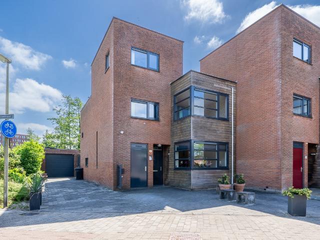 Herenhuis te koop in Purmerend, Weidevenne