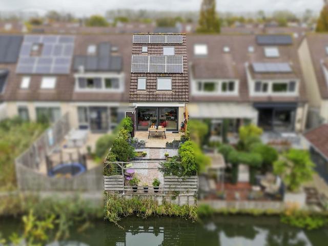 Woning te koop in Zwartewaal, Zuid Holland