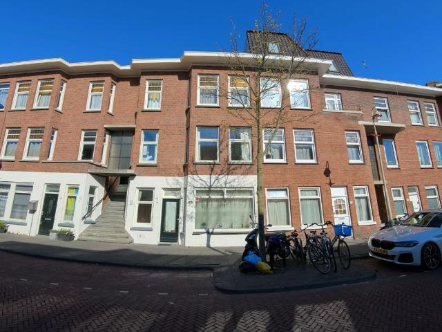 Bovenwoning te koop in Den Haag, Zuid Holland