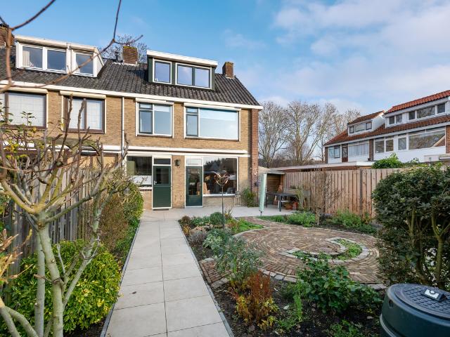 Woning te koop in Nieuwerkerk Aan Den Ijssel, Zuid Holland