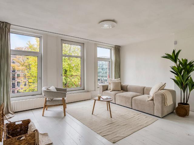 Bovenwoning te koop in Da Costabuurt, Amsterdam