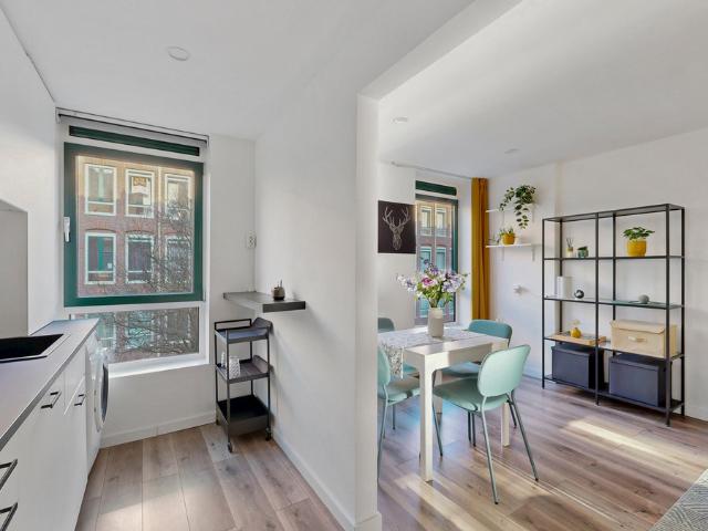 Bovenwoning te koop in West, Amsterdam