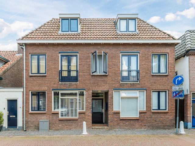Bovenwoning te koop in Woerden, Woerden