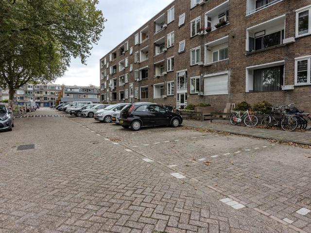 Studio te koop in Schiekamp, Spijkenisse