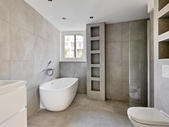 Bovenwoning te koop in Amsterdam, Bos en Lommer