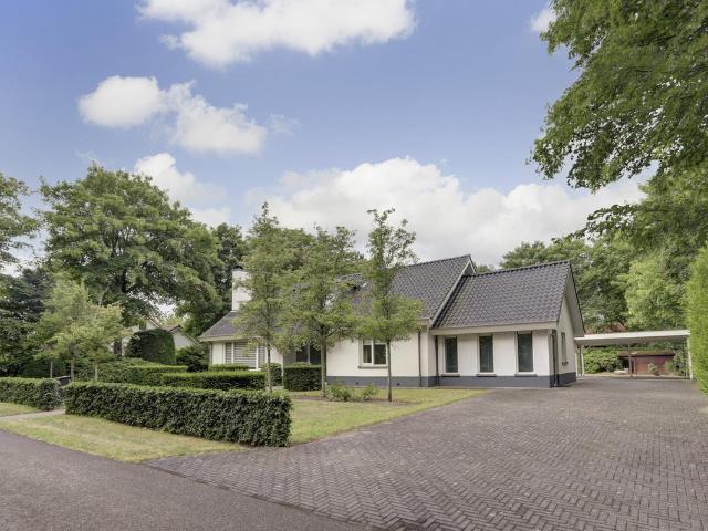 Bungalow te koop in Renesse