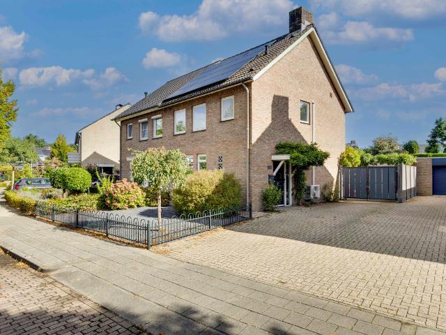 Eengezinswoning te koop in Aarle-rixtel, Noord Brabant
