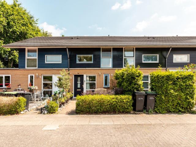 Eengezinswoning te koop in Almere, Seizoenenbuurt