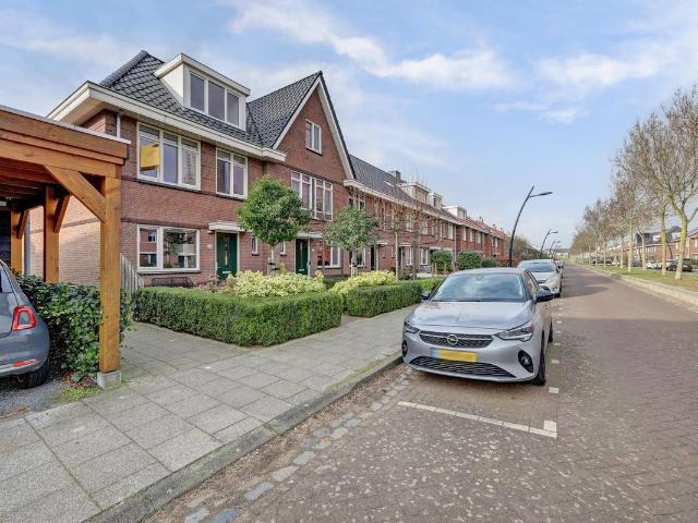 Woning te koop in De Elementen, Spijkenisse