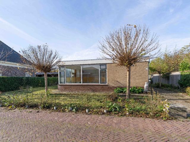 Bungalow te koop in Molenpolder, Oude-tonge
