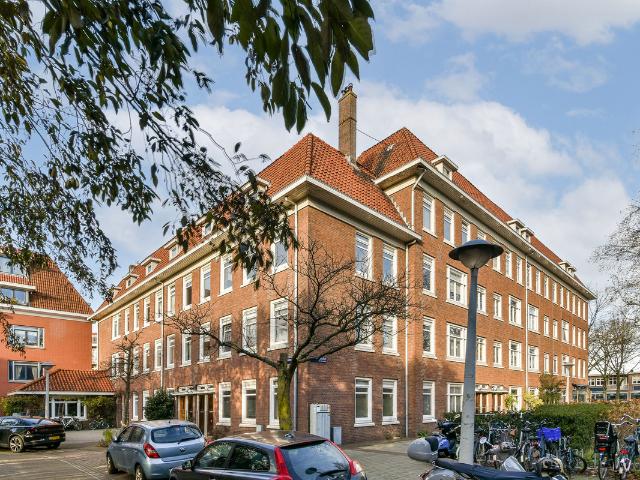 Benedenwoning te koop in West, Amsterdam