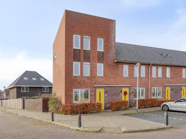 Woning te koop in Opmeer, Noord Holland