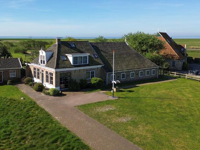 Woonboerderij te koop in Kaard