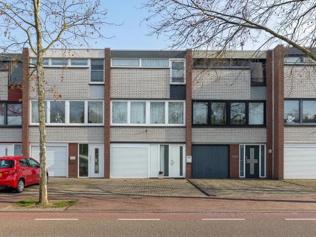 Woning te koop in Ubach over Worms, Schaesberg