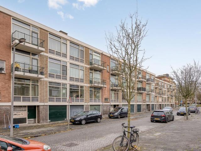 Appartement te koop in Charlois, Rotterdam