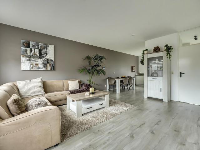 Woning te koop in Waterland, Spijkenisse