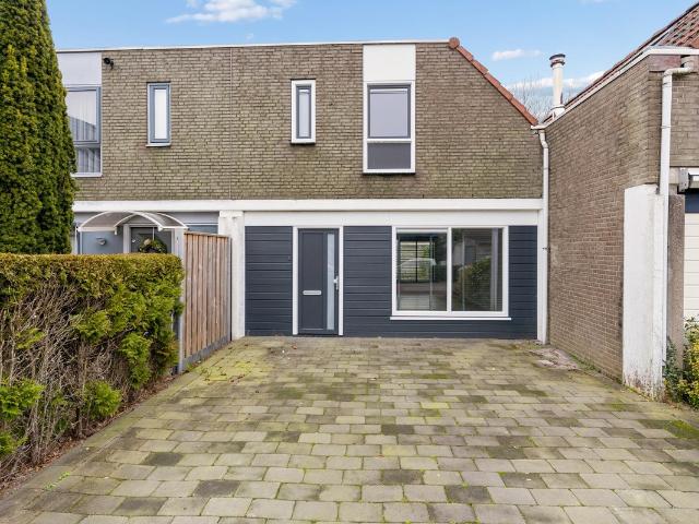 Eengezinswoning te koop in Lelystad, Flevoland