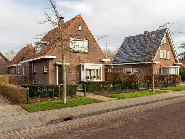 Woning te koop in Sleeuwijk, Noord Brabant
