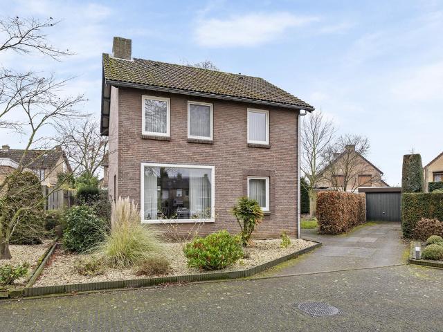 Woning te koop in Kastelenbuurt, Roermond