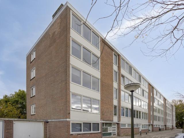 Woning te koop in Westwijk, Vlaardingen