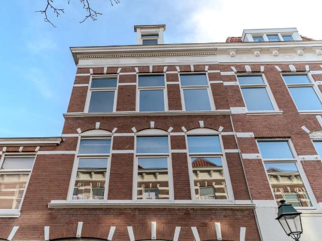 Bovenwoning te koop in Regentessekwartier, Zuid Holland