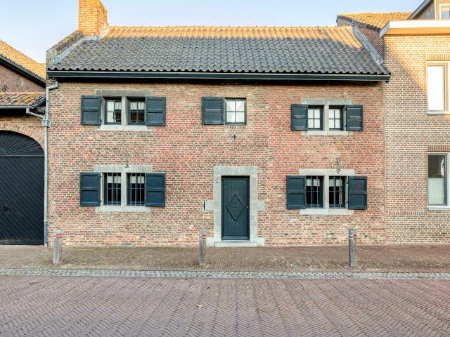 Woonboerderij te koop in Eijsden, Limburg