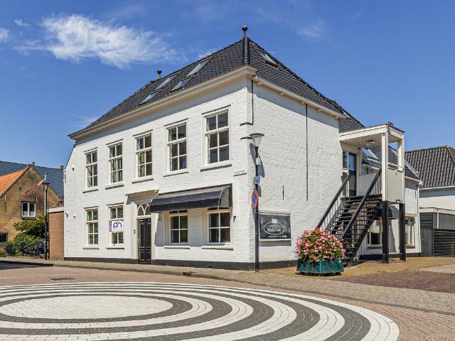 Villa te koop in Klaaswaal