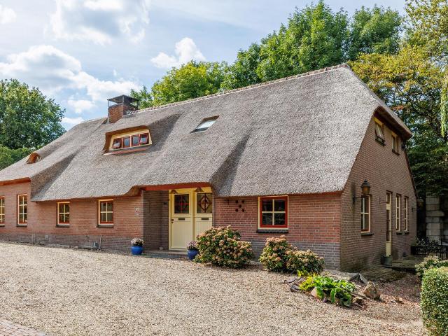 Woonboerderij te koop in Appeltern, Gelderland