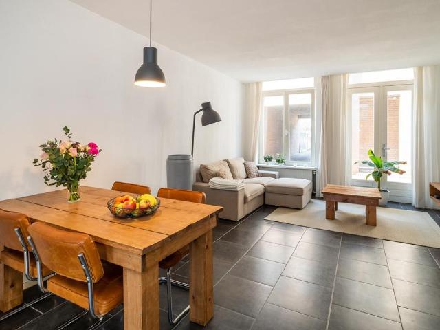 Benedenwoning te koop in Tiel