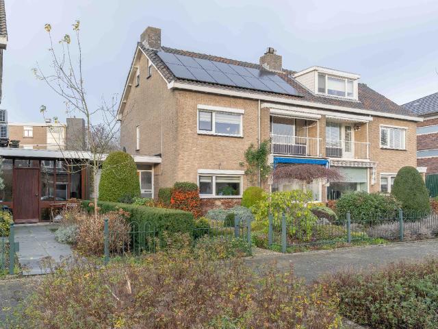 Woning te koop in Rijsoord, Ridderkerk