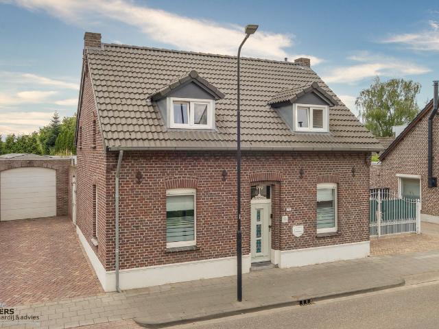 Woonboerderij te koop in Reuver Woonboerderij te koop in Reuver