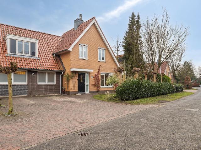 Woning te koop in Vogelhorst, Almere-haven