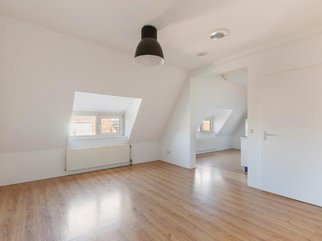 Bovenwoning te koop in Rotterdam, Zuid Holland
