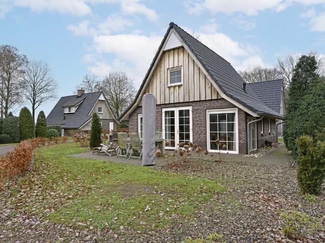 Woning te koop in Hellendoorn, Overijssel