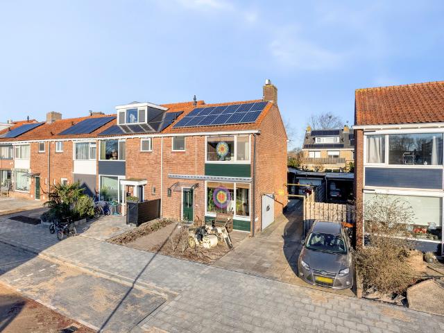 Woning te koop in Zwijndrecht, Zuid Holland