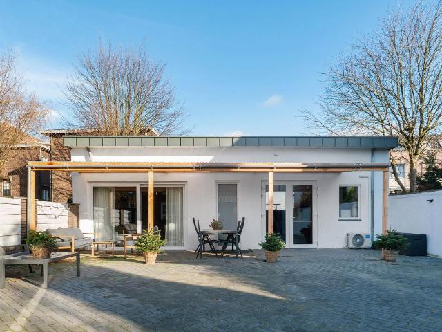 Bungalow te koop in Hoensbroek, Limburg