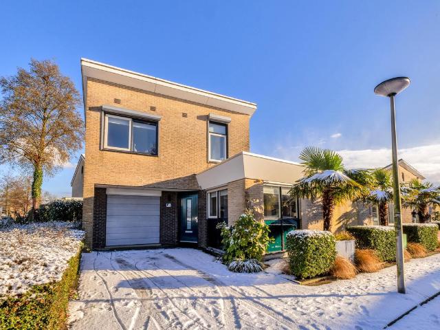 Bungalow te koop in Brielle, Zuid Holland