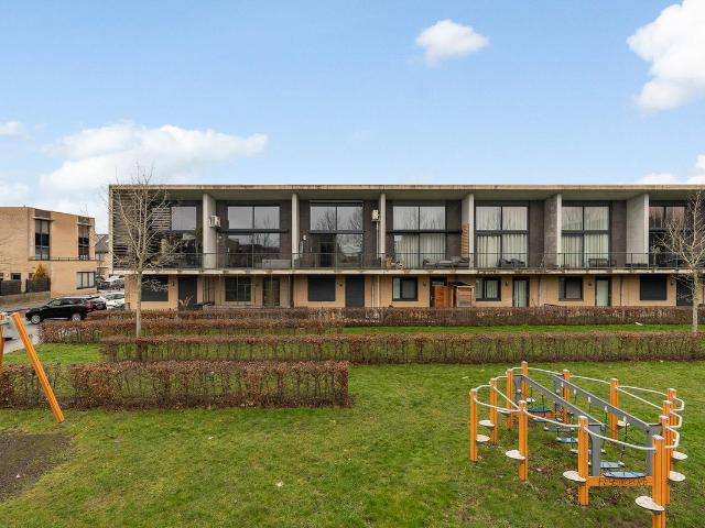 Dubbele Bovenwoning te koop in Carnisselande, Barendrecht