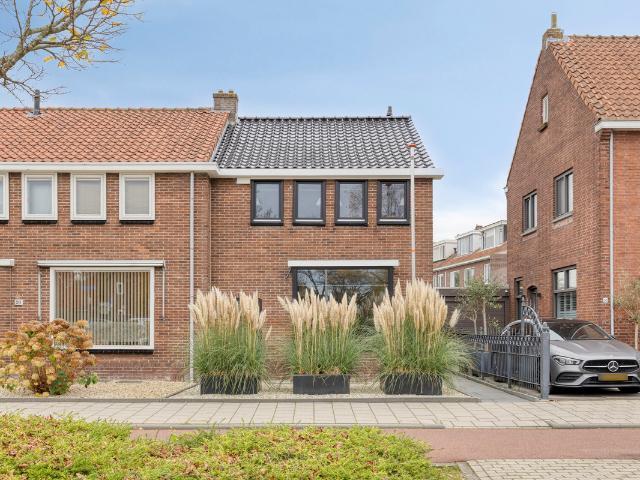 Woning te koop in Zwijndrecht, Zuid Holland