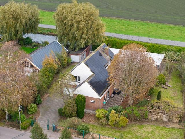Chalet te koop in Langeraar, Zuid Holland