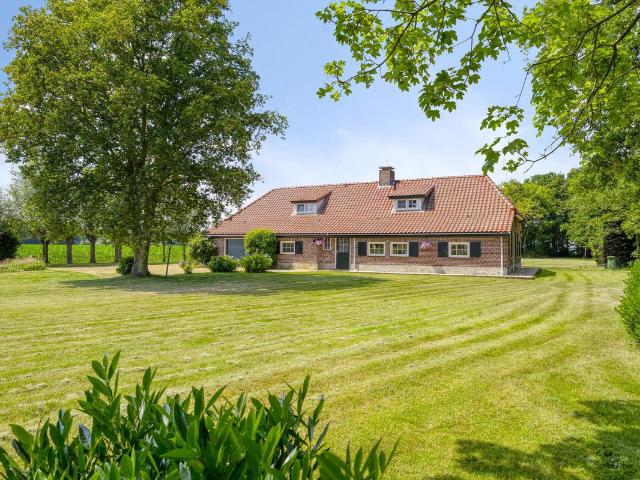 Woonboerderij te koop in Langenboom