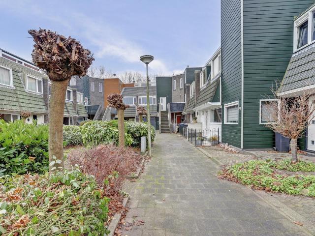 Woning te koop in Waterland, Spijkenisse