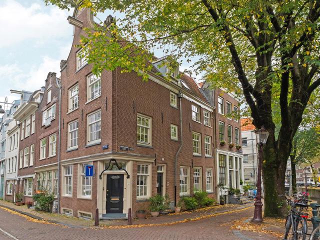 Bovenwoning te koop in Centrum, Amsterdam