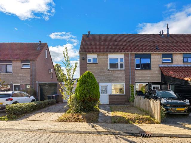 Woning te koop in Oostvoorne, Zuid Holland